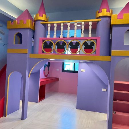 טאינאן Fun Holiday Family Hostel מראה חיצוני תמונה
