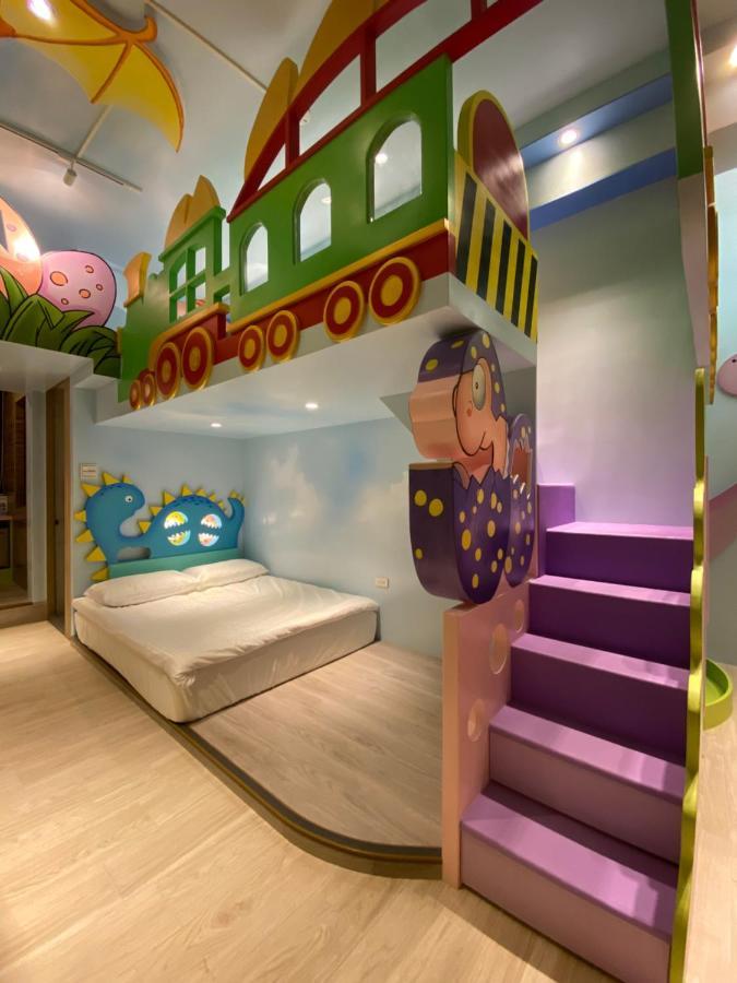 טאינאן Fun Holiday Family Hostel מראה חיצוני תמונה