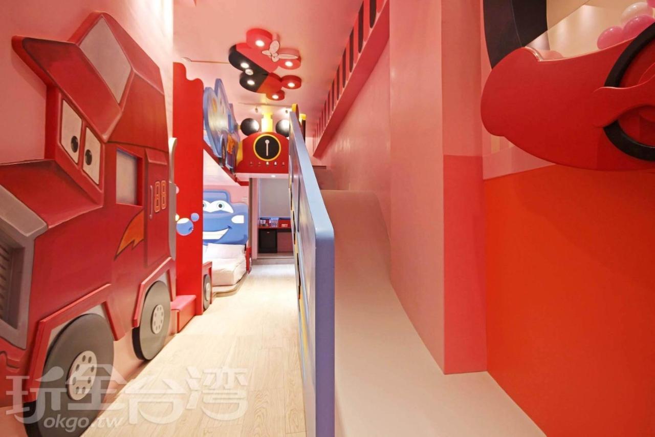 טאינאן Fun Holiday Family Hostel מראה חיצוני תמונה