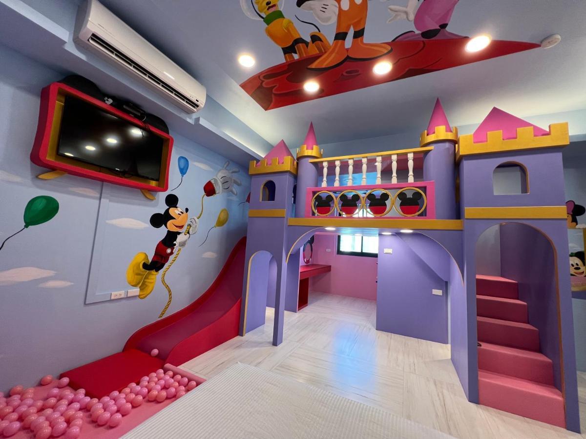 טאינאן Fun Holiday Family Hostel מראה חיצוני תמונה
