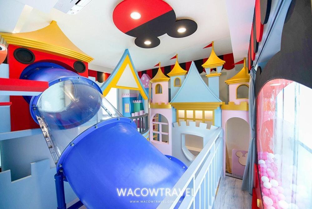 טאינאן Fun Holiday Family Hostel מראה חיצוני תמונה