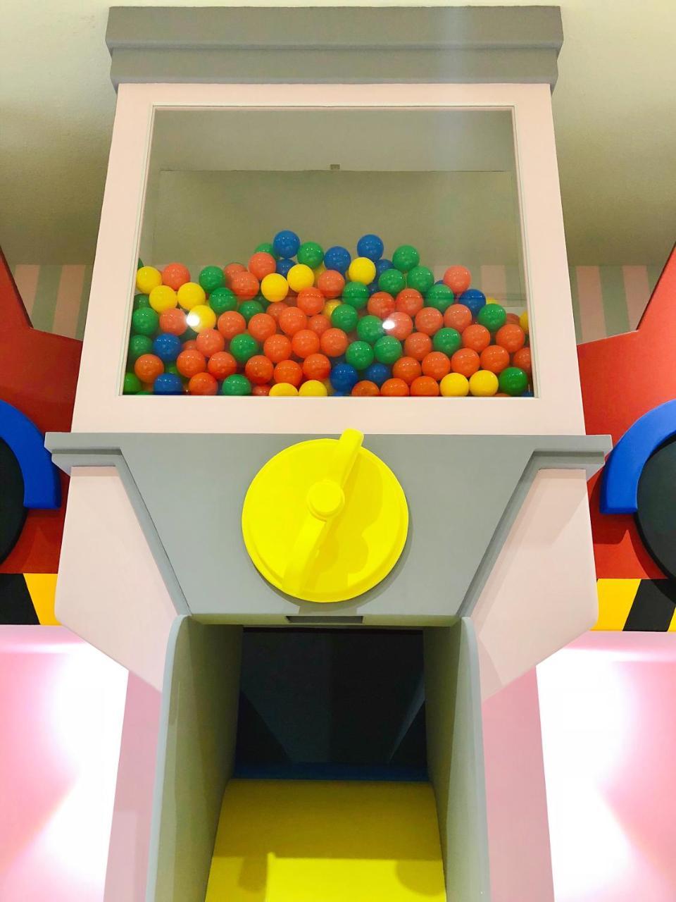טאינאן Fun Holiday Family Hostel מראה חיצוני תמונה